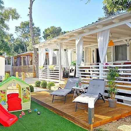 Mobile Ana - Camp Soline Biograd 4*