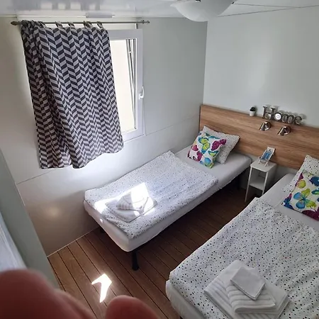Mobile Ana - Camp Soline Biograd 4*